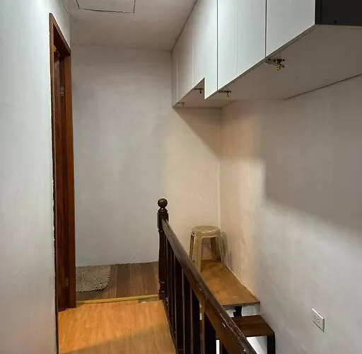 Leilighet Cheapentirehouse Mel Place In With Netflix For 5pax Or