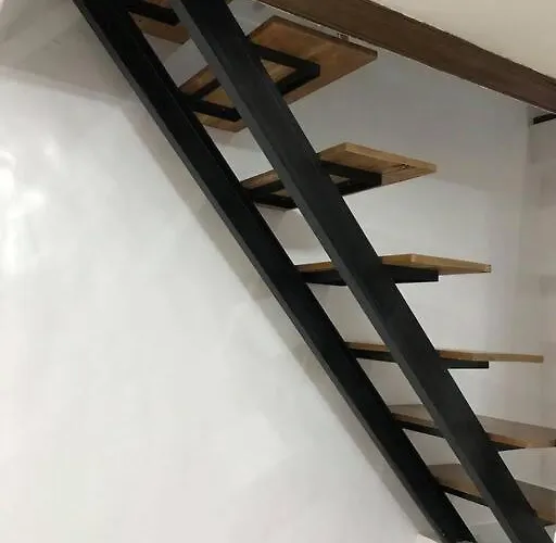 Cheapentirehouse Mel Place In With Netflix For 5pax Or Mandaue City