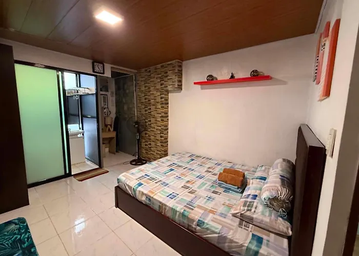 Cheapentirehouse Mel Place In With Netflix For 5pax Or Apartment *