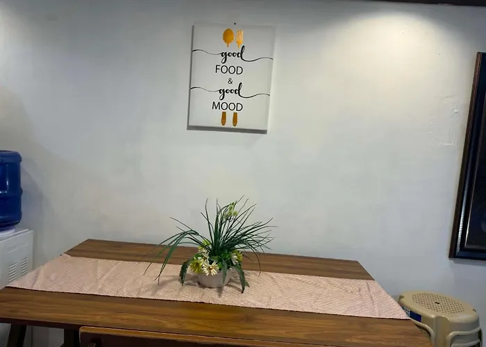 Apartment Cheapentirehouse Mel Place In With Netflix For 5pax Or